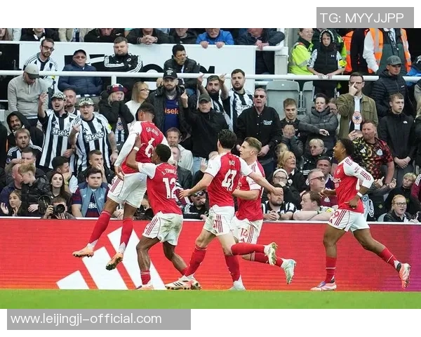 巴萨逆转阿森纳6-2晋级国王杯补时进球点燃全场激情