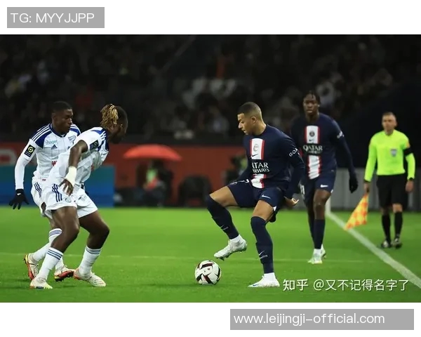 德甲精彩对决里昂逆转巴黎圣日耳曼补时绝杀引爆全场激情 德甲精彩对决里昂逆转巴黎圣日耳曼补时绝杀引爆全场激情