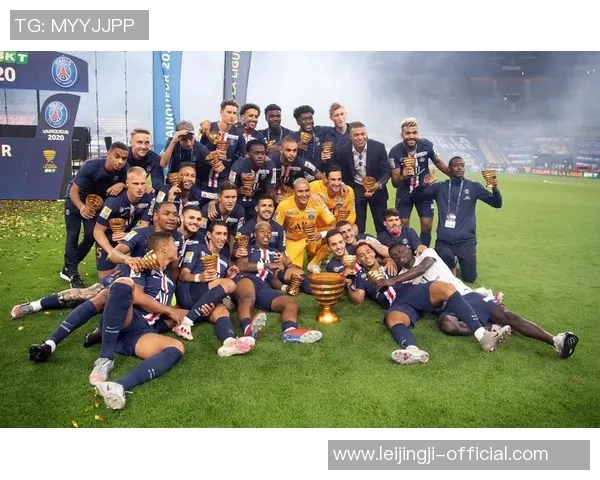 世界杯激战巴黎圣日耳曼逆转皇马点球大战点燃全场激情 世界杯激战巴黎圣日耳曼逆转皇马点球大战点燃全场激情