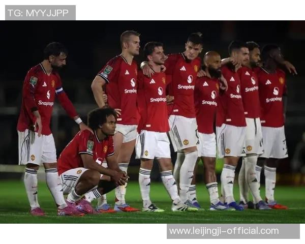 英超激战巴萨3-0力克AC米兰神奇扑救引发全场欢呼