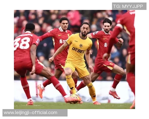 英超激情对决巴萨逆转AC米兰绝杀瞬间引发争议判罚全场沸腾 英超激情对决巴萨逆转AC米兰绝杀瞬间引发争议判罚全场沸腾