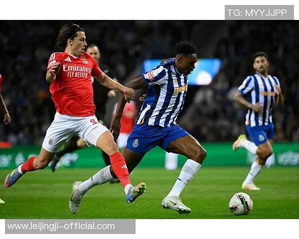 德甲惊现冷门本菲卡逆转皇马上演经典大战引爆全场激情